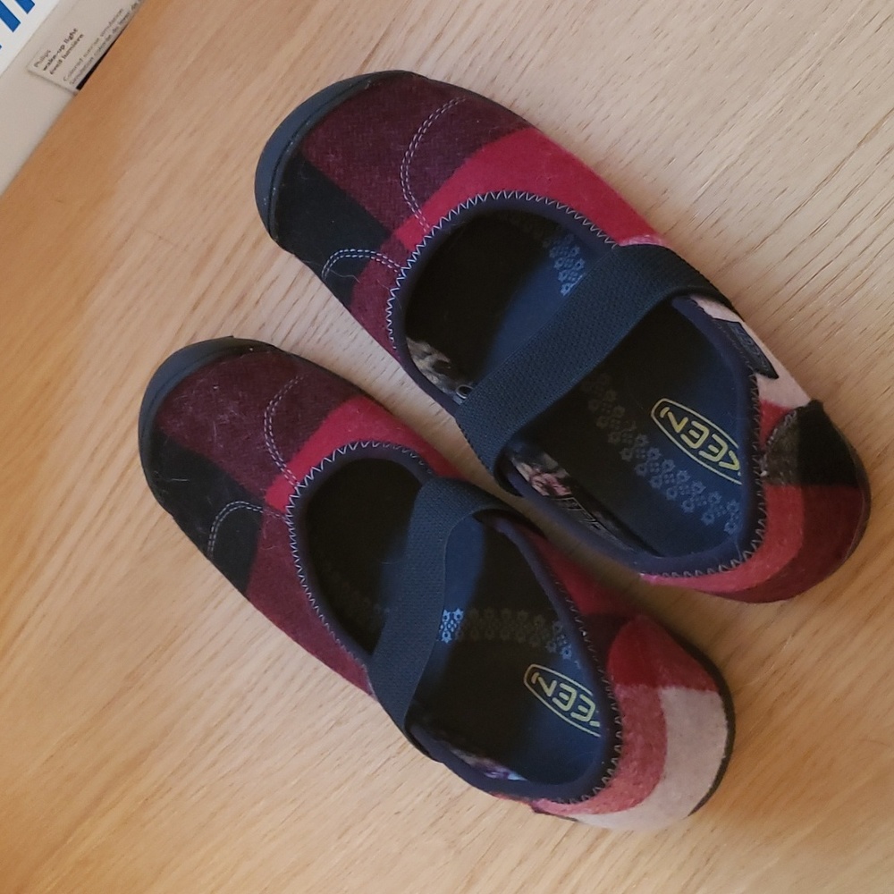 Keen Mary-Jane plaid wool shoes